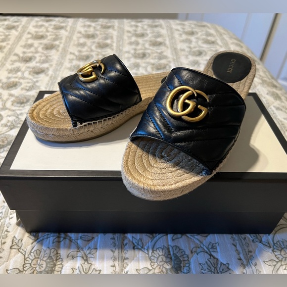 GUCCI GG MARMONT MATELASSE LEATHER BLACK ESPADRILLE SANDAL WOMEN 37 (7 US) - Picture 2 of 9